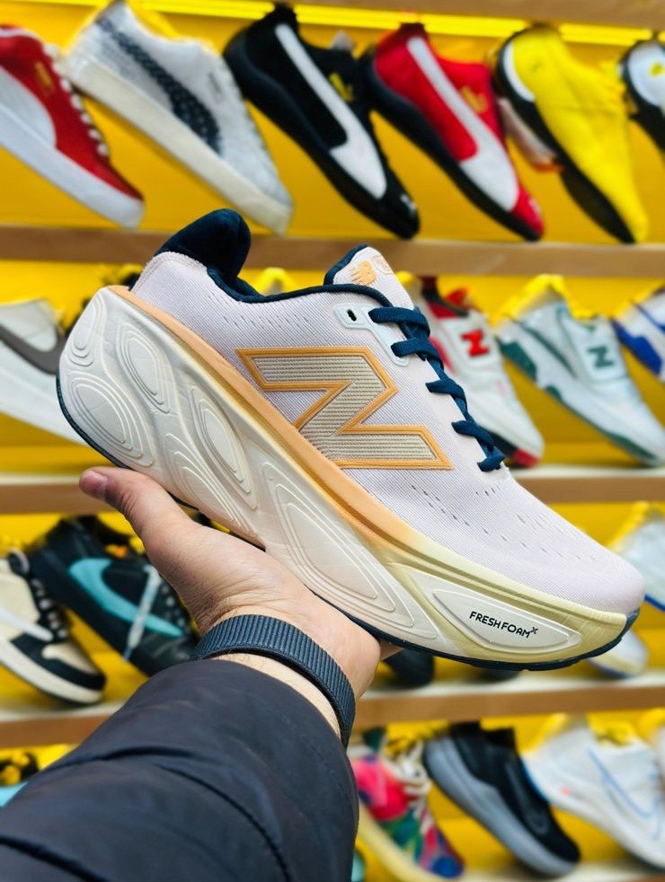 New Balance Men's Fresh Foam X More V5 Running Shoe Cream